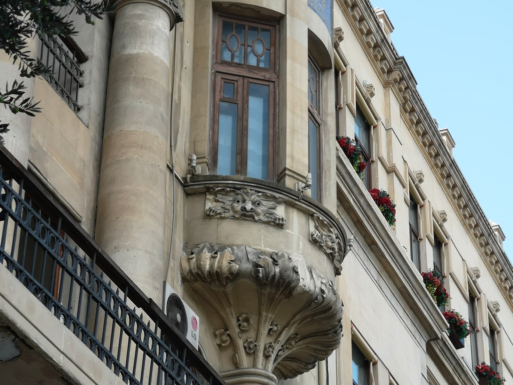 Art-Nouveau Architecture in Baku and Mascarons of Baku