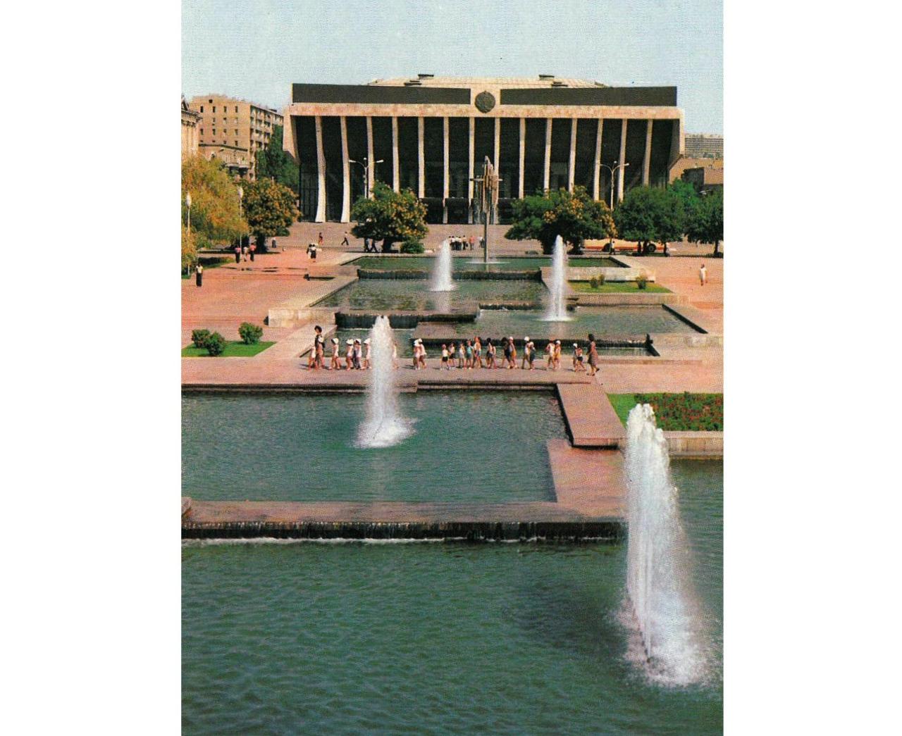 Soviet Modernism in Baku