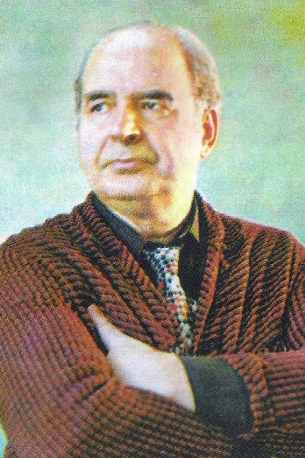 Azərbaycan rəssamı Mikayil Abdullayev – Bakıda sovet dövrü ictimai mozaika pannolarının müəllifi.