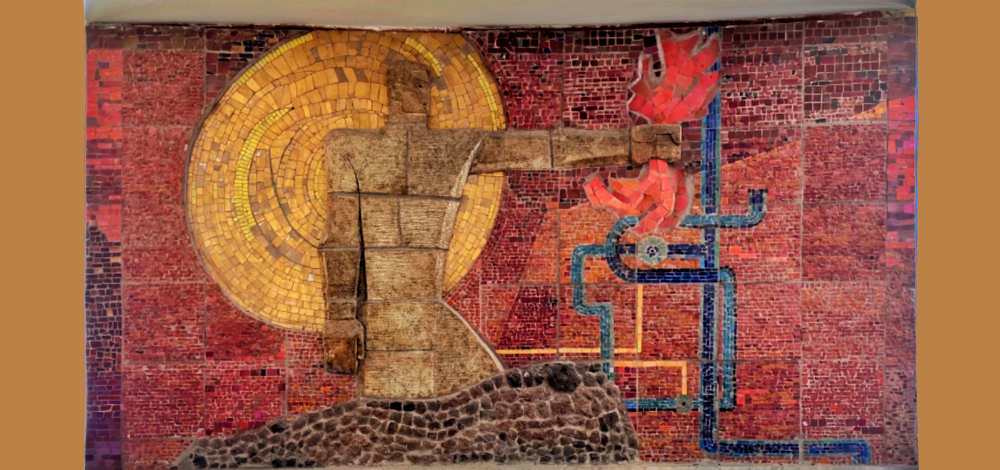 Bakı Dövlət Sirki, "Alvin yardılışı" adlı mozaika pannosu. Müəllif/Rəssam: Oqtay Şıxəliyev